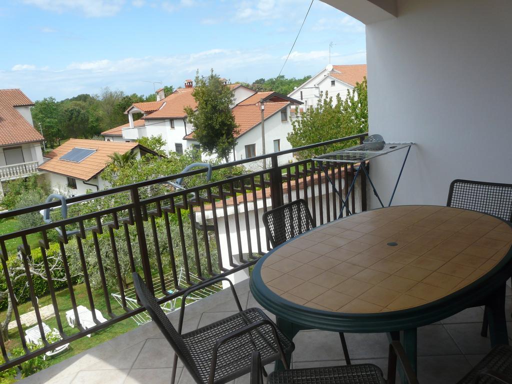 Apartments Mirela Пореч Екстериор снимка