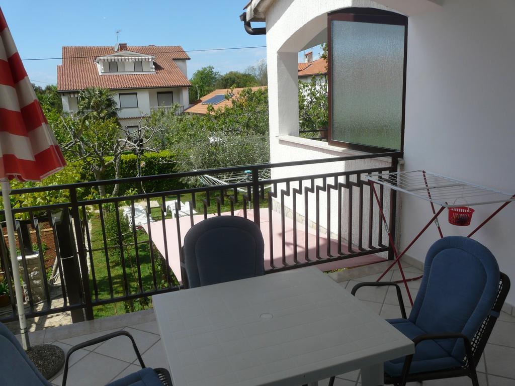 Apartments Mirela Пореч Екстериор снимка