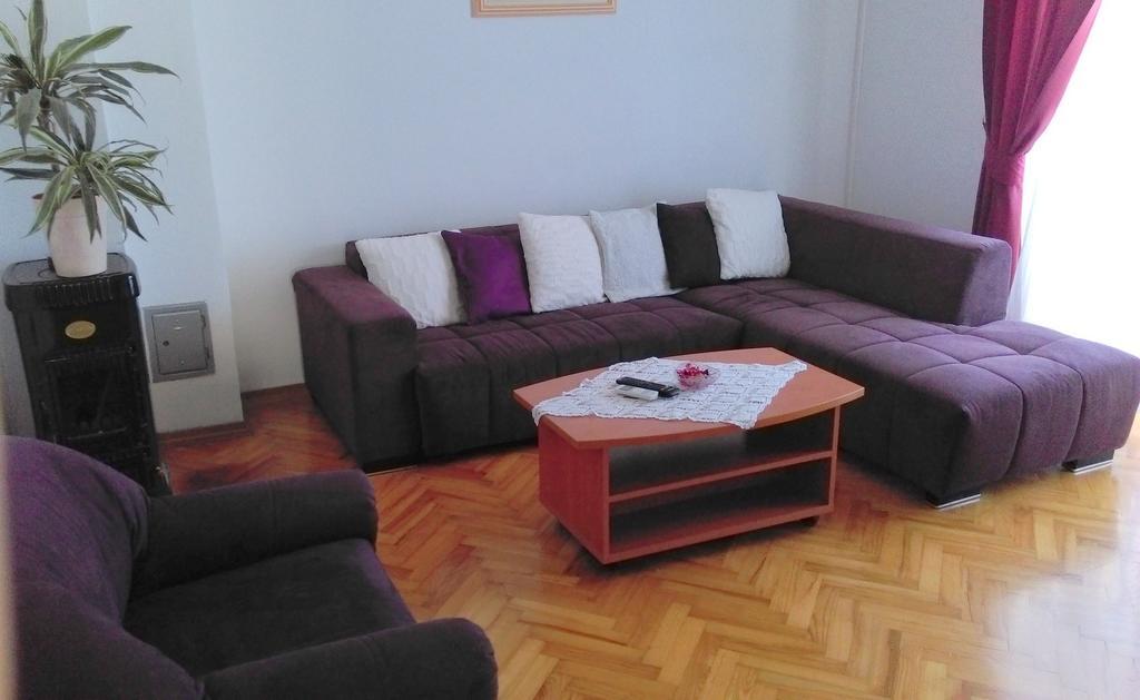 Apartments Mirela Пореч Екстериор снимка