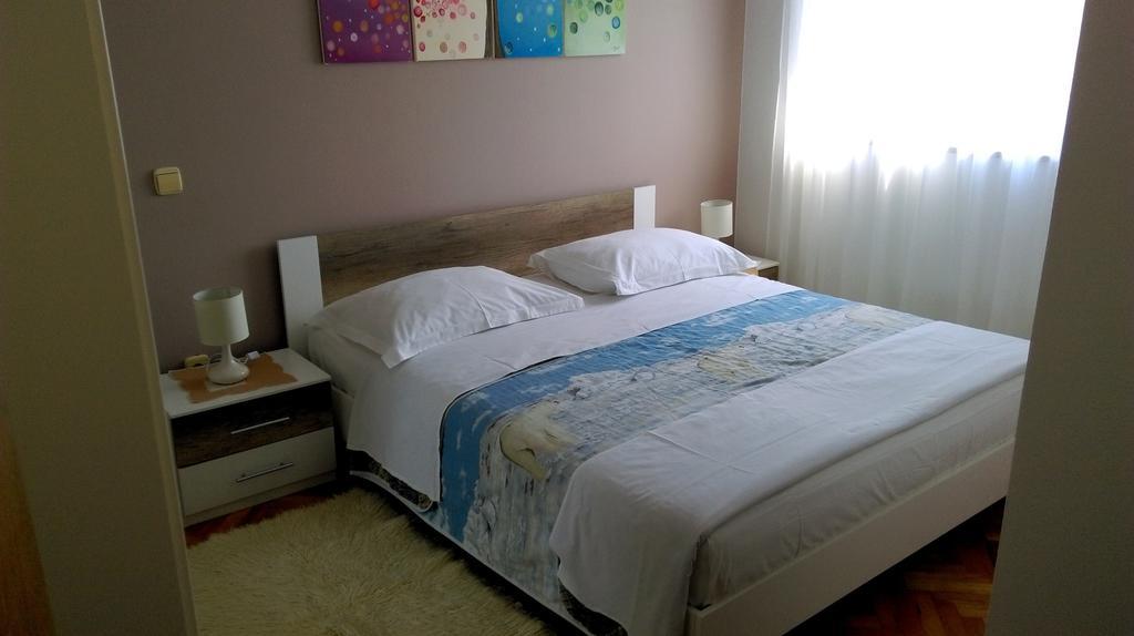 Apartments Mirela Пореч Екстериор снимка